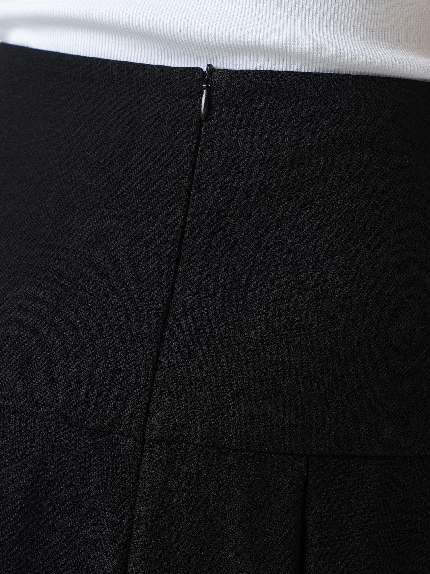 Everly Pleated Skirt - Black